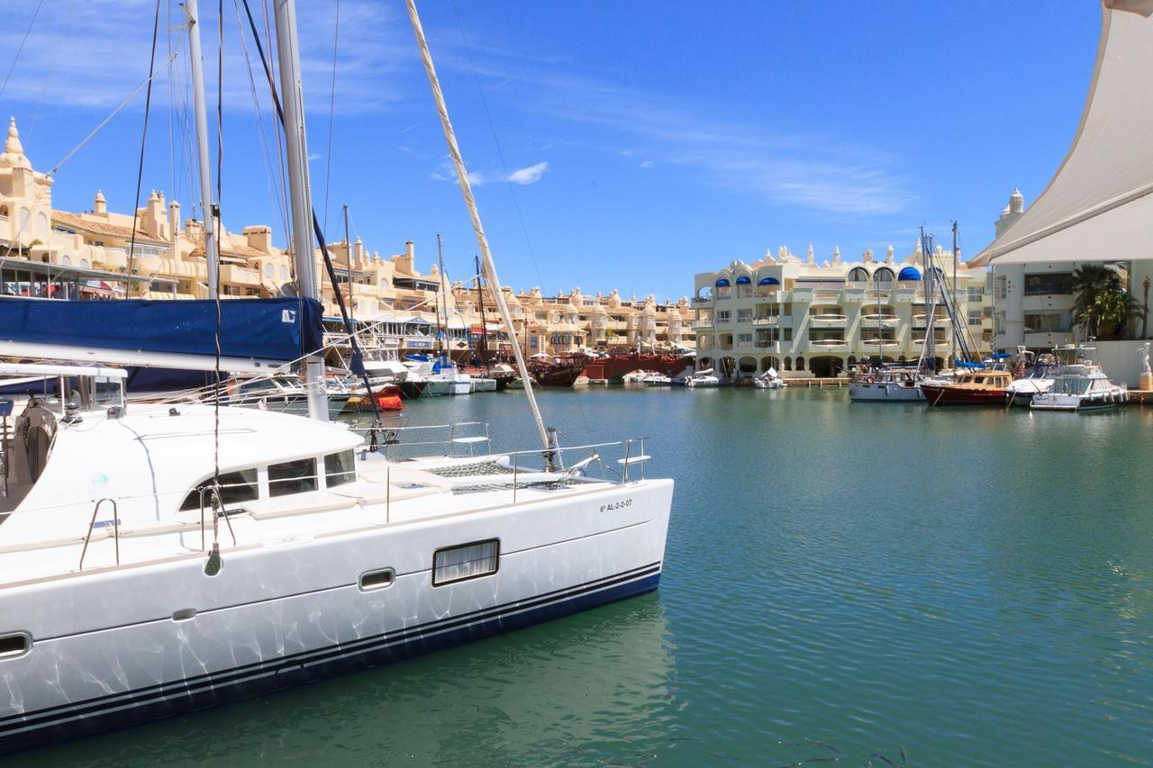 베날마데나코스타 Puerto Marina 아파트 외부 사진